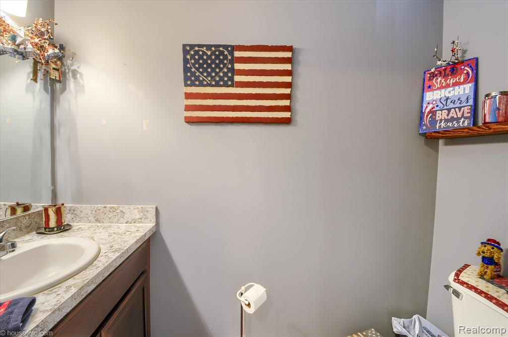 317 N Summers Road, Imlay City, MI 48444 — Photo 27