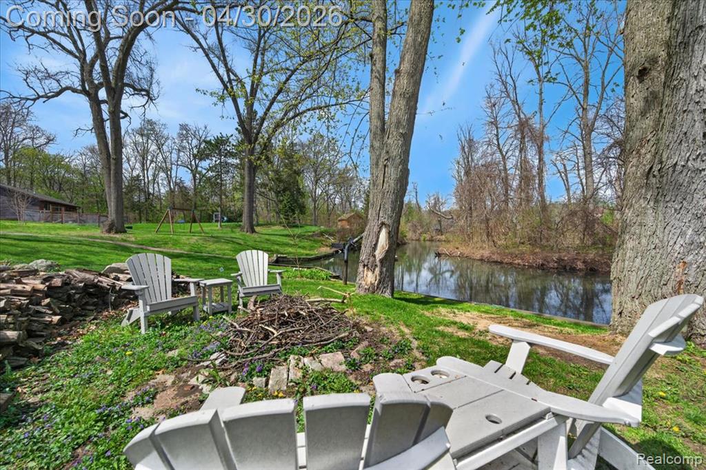 3945 N Vanstone Drive, Commerce Twp, MI 48382 — Photo 48