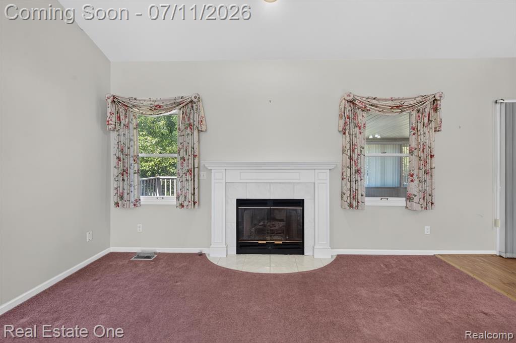 5128 Queensway, Howell, MI 48843 — Photo 8