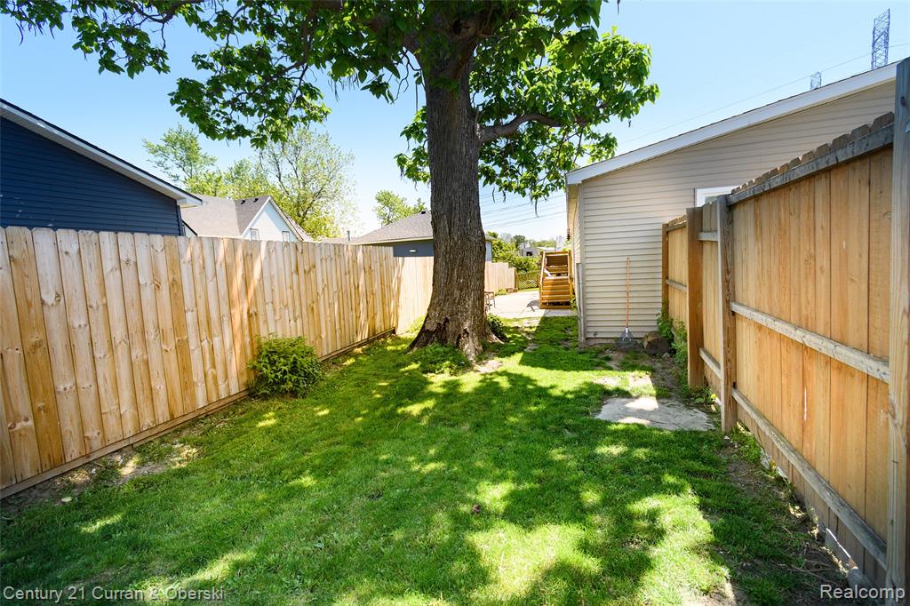 13045 Strong Boulevard, South Rockwood, MI — Photo 44