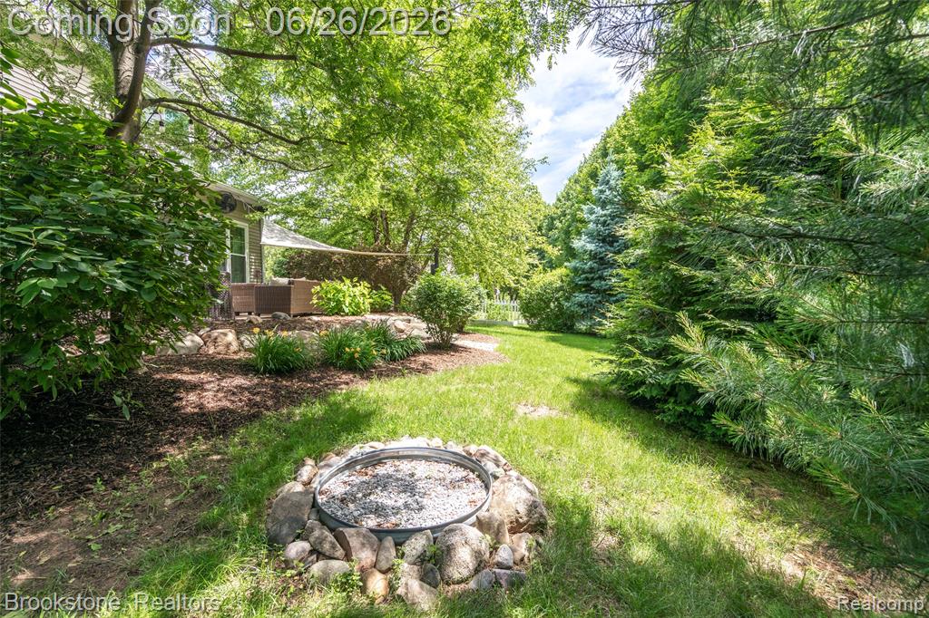 5017 Leyland Drive, Clarkston, MI 48348 — Photo 9