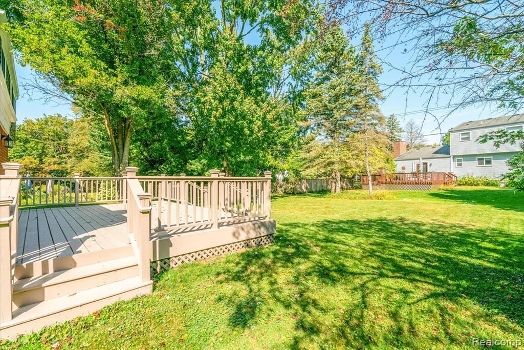 367 Pleasant Ridge Court, Saline, MI 48176 — Photo 12