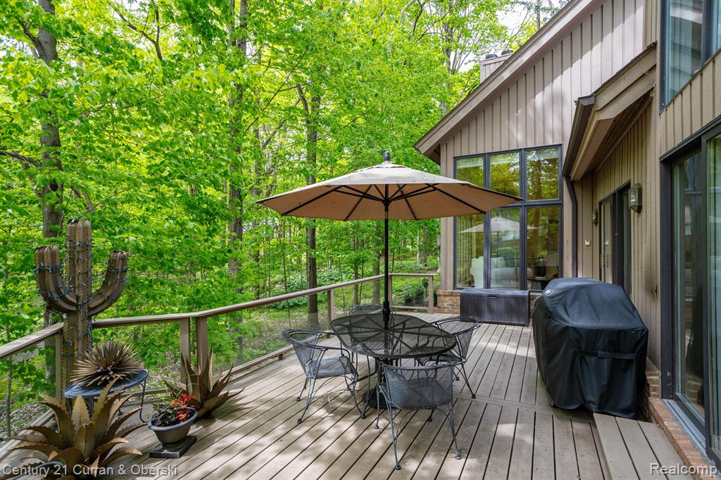 46515 Arboretum Circle, Plymouth, MI 48170 — Photo 43