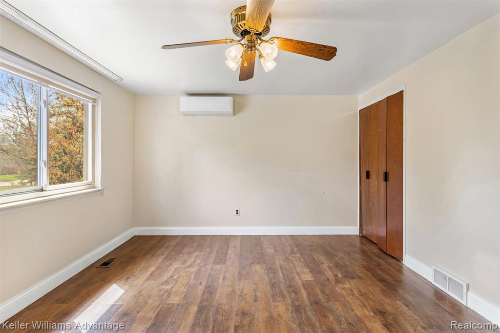 4061 Middlebury Drive, Troy, MI 48085 — Photo 19