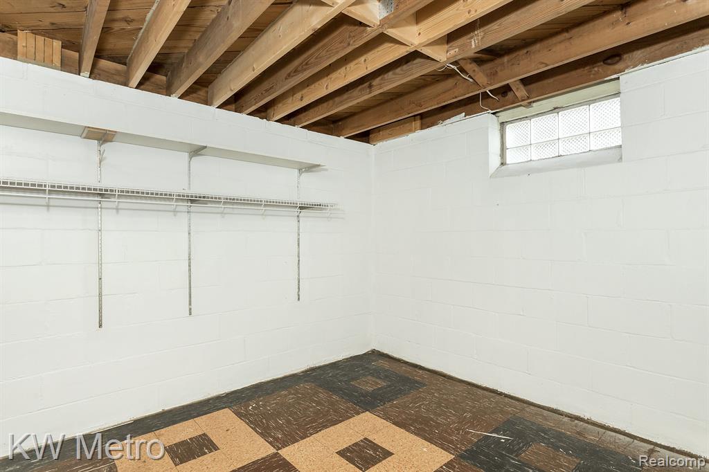 620 CATALPA Drive, Royal Oak, MI 48067 — Photo 26