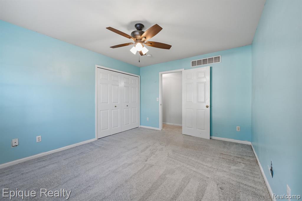 8851 Hardwood Drive, Belleville, MI 48111 — Photo 17