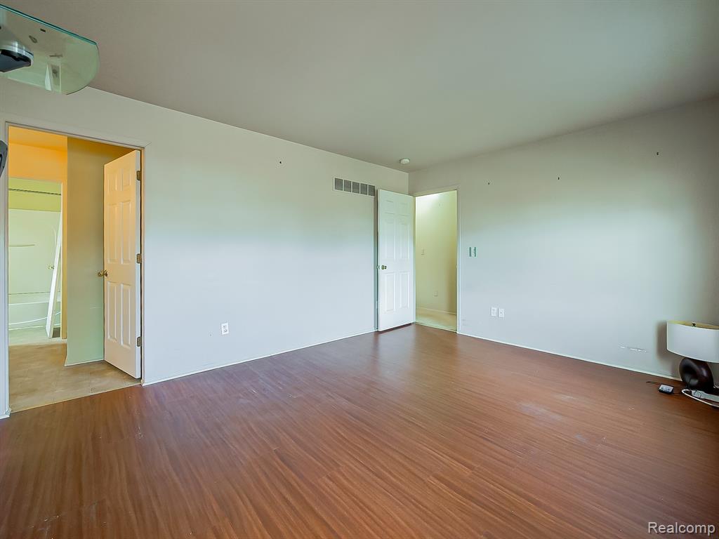 729 W Margaret Lane, Pontiac, MI 48341 — Photo 16