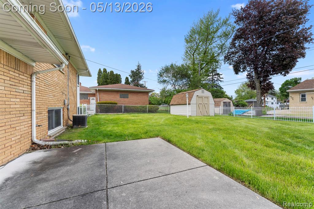23410 Joy Road, Redford, MI 48239 — Photo 22