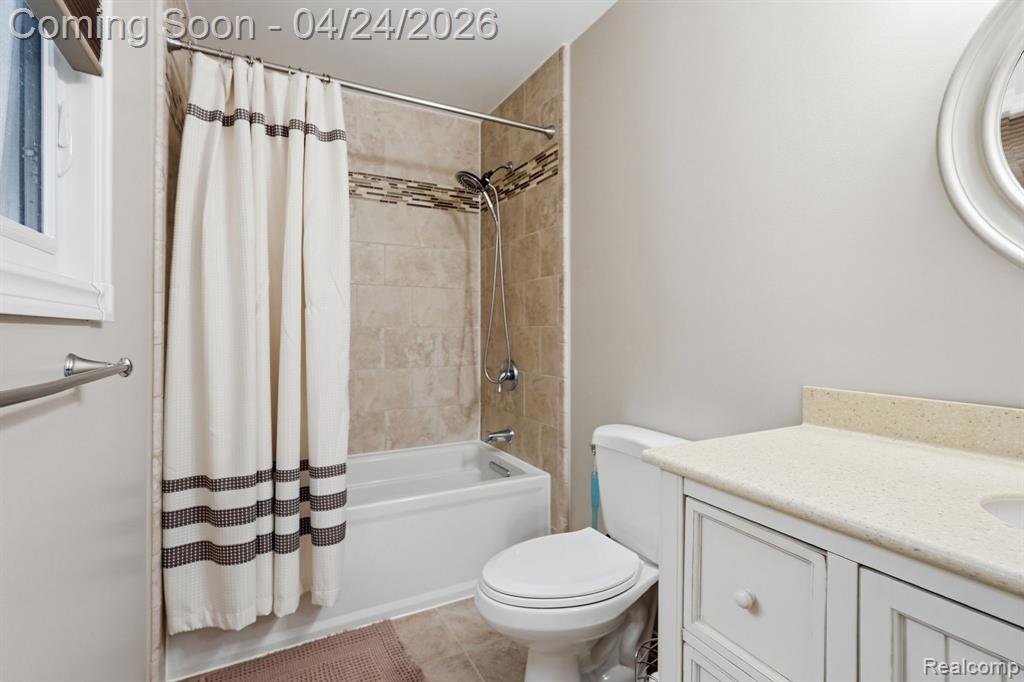 8750 Williamsport Drive, White Lake, MI — Photo 23