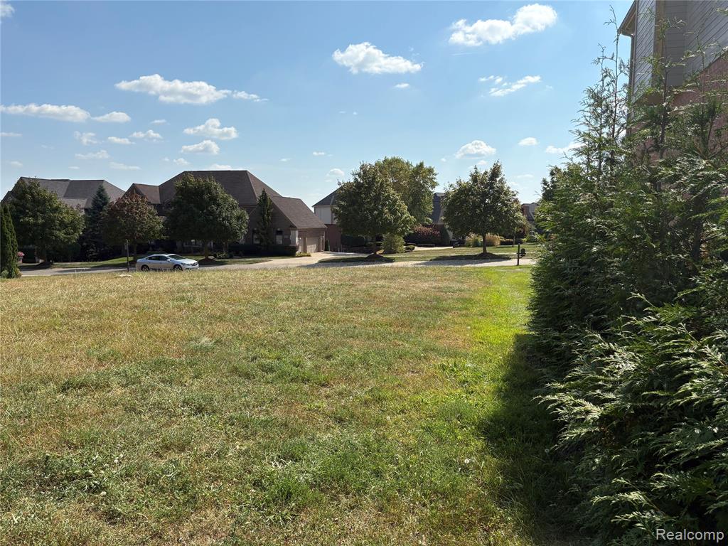 18018 RIDGEVIEW Drive, Northville, MI — Photo 4