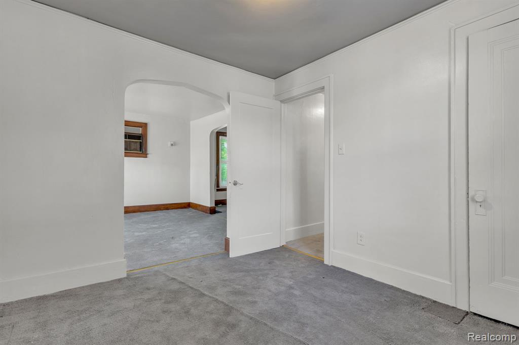 4877 Maynard Street, Detroit, MI 48215 — Photo 7