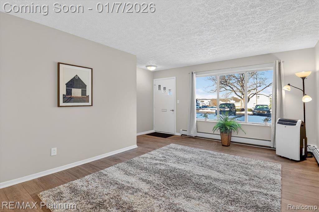 5959 Alan Drive, 54, Brighton, MI 48116 — Photo 2