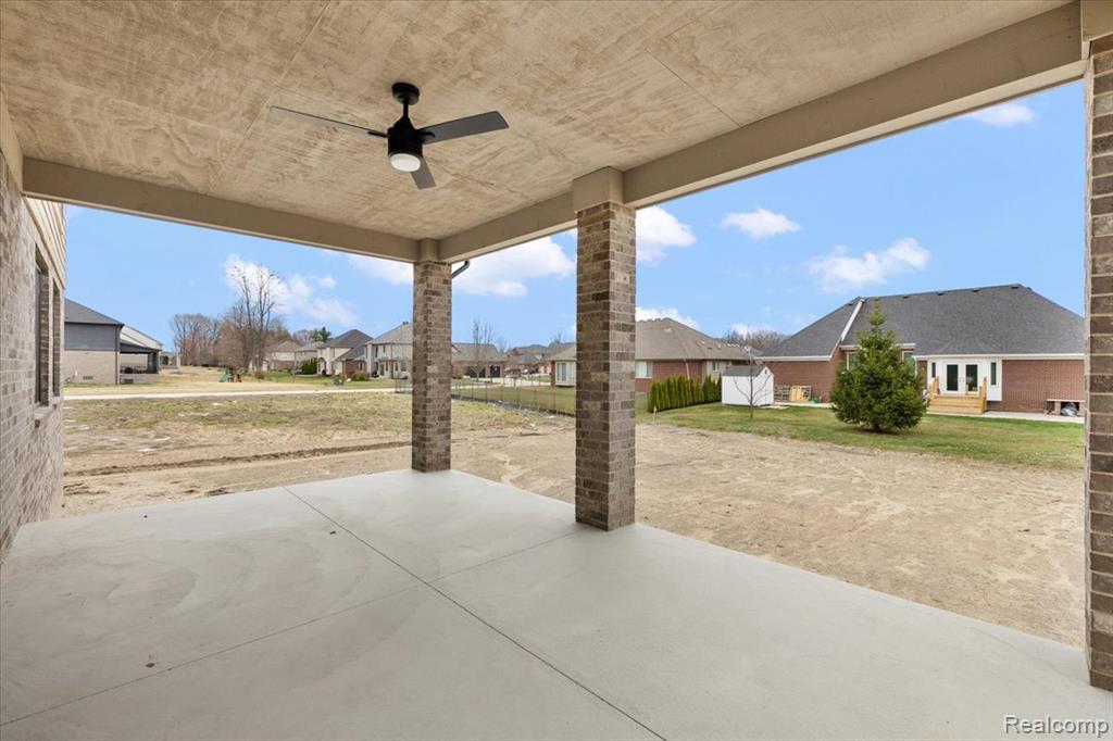 50386 Mistwood Drive, Macomb, MI 48042 — Photo 17