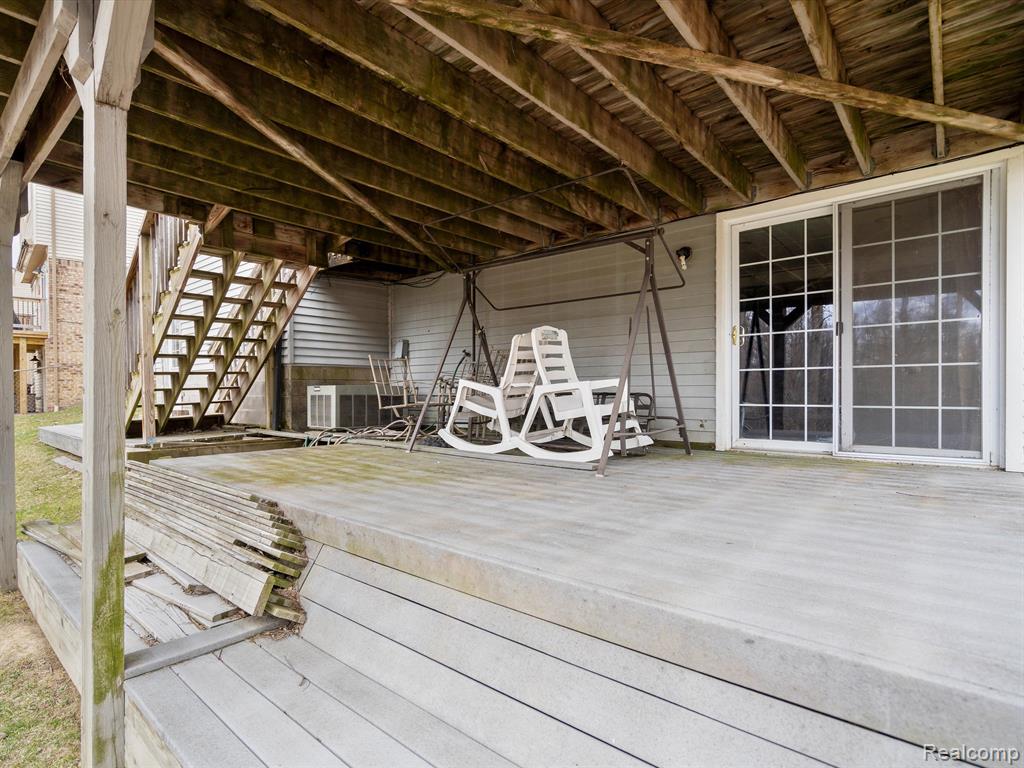 4872 LORE Drive, Waterford, MI 48329 — Photo 39