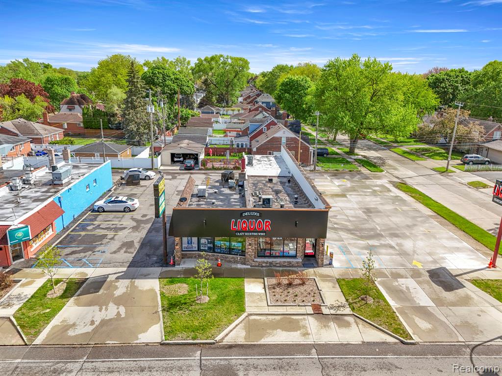 18641 Ecorse Road - Photo 3