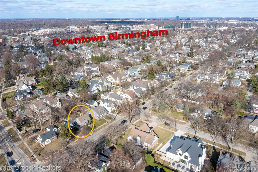 850 W LINCOLN Street, Birmingham, MI 48009 — Photo 35