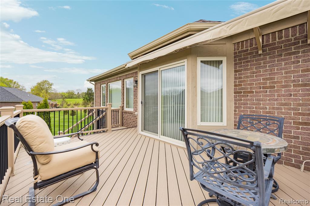 49031 Honey Tree Court Court, Northville, MI 48168 — Photo 50