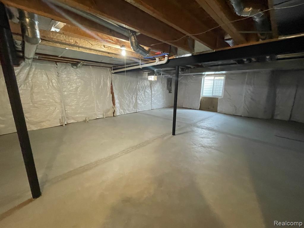 41693 CRANE Way, Novi, MI — Photo 34