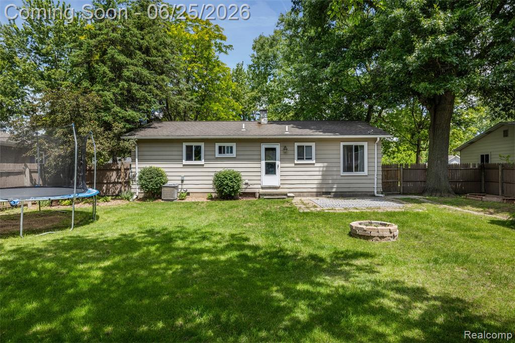 309 Crescent Avenue, Holly, MI 48442 — Photo 22