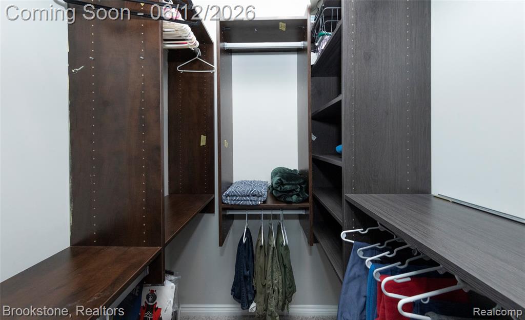 981 COTTAGE, Troy, MI 48085 — Photo 25