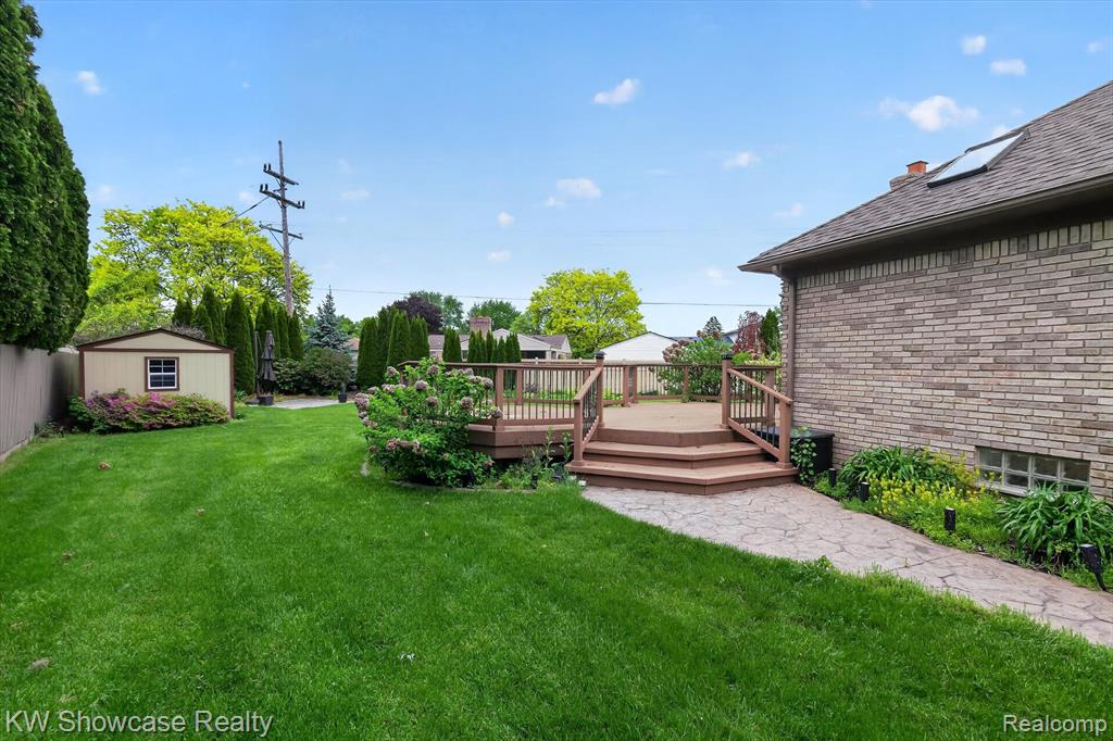 39995 Brylor Court, Clinton Twp, MI 48038 — Photo 51