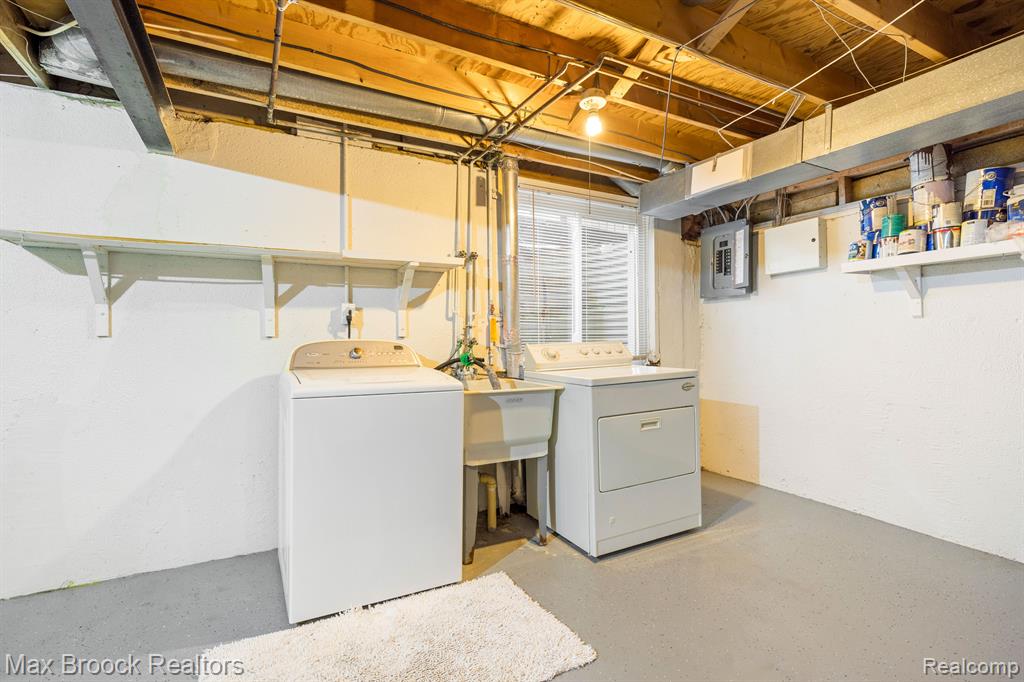 25260 GREENBROOKE #14 Drive, Southfield, MI 48033 — Photo 32