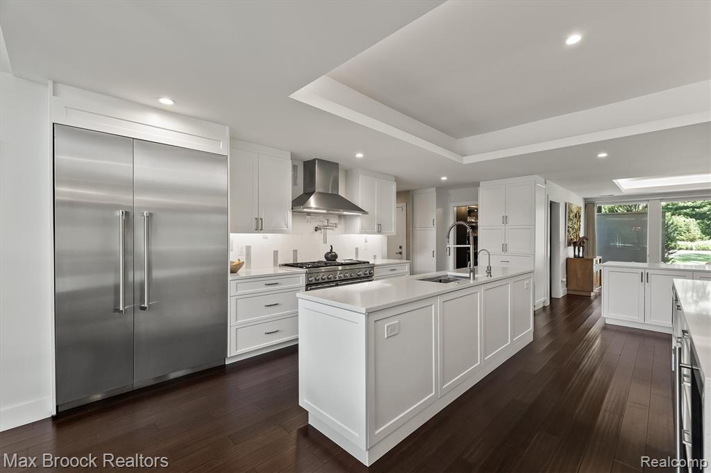 7400 Parkstone Lane, Bloomfield Hills, MI 48301 — Photo 22