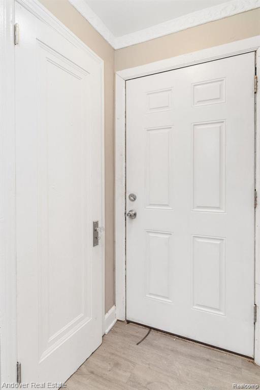 5574 Buckingham Avenue, Detroit, MI 48224 — Photo 9