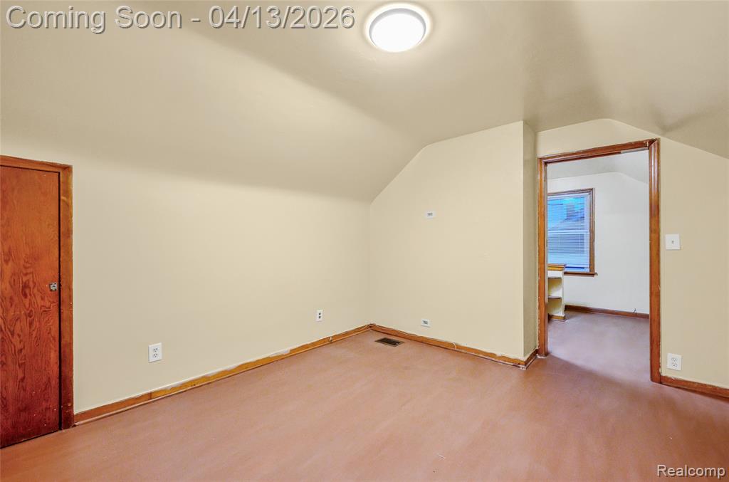 19730 Goulburn Street, Detroit, MI 48205 — Photo 9