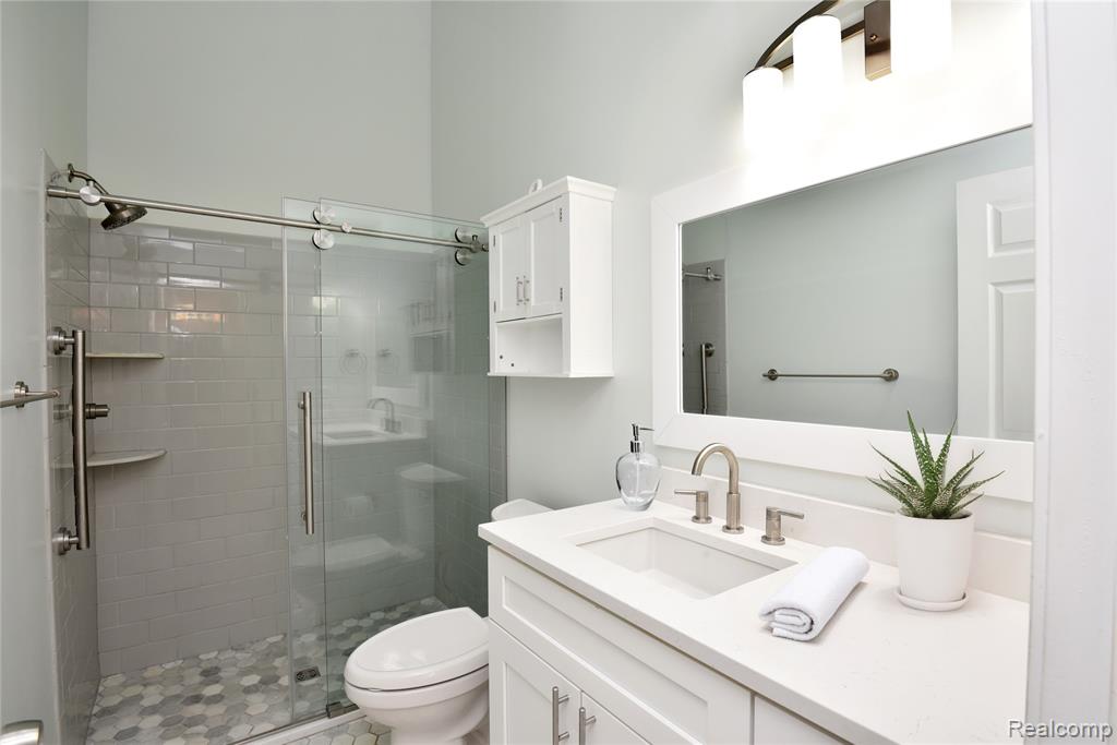 7296 Green Farm Road, West Bloomfield, MI — Photo 17