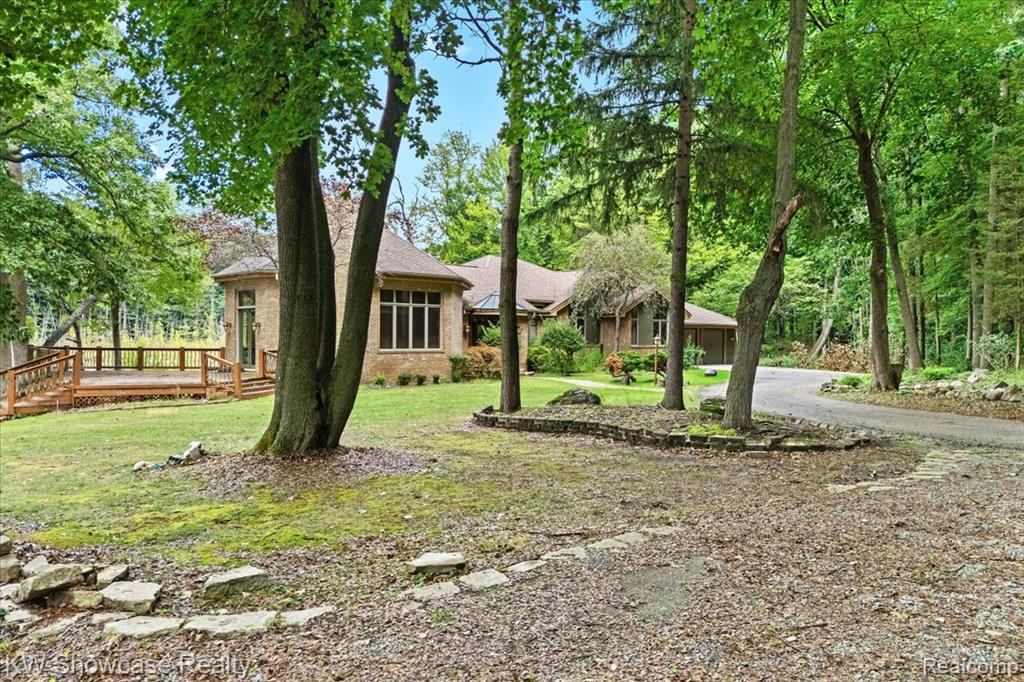 7950 Clement Road, Clarkston, MI — Photo 32