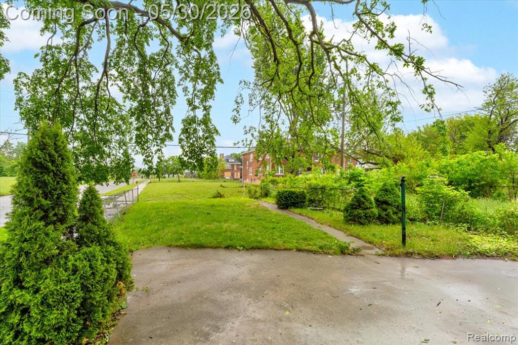 5203 Maplewood Street, Detroit, MI 48204 — Photo 3