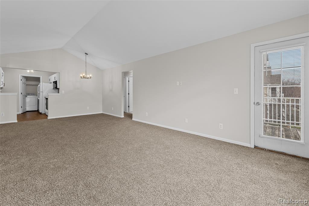 56103 CHESAPEAKE Trail, Shelby Twp, MI 48316 — Photo 13