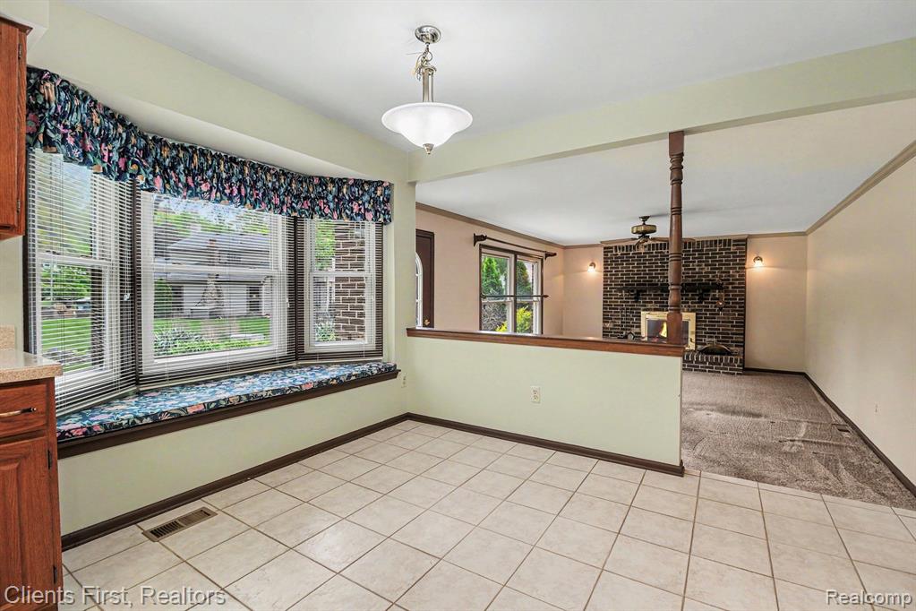 42542 Knollwood Court, Northville, MI 48168 — Photo 12