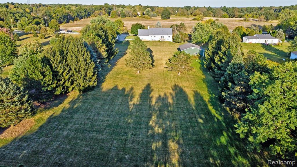 2290 Silver Fox Run, Holly, MI 48442 — Photo 53