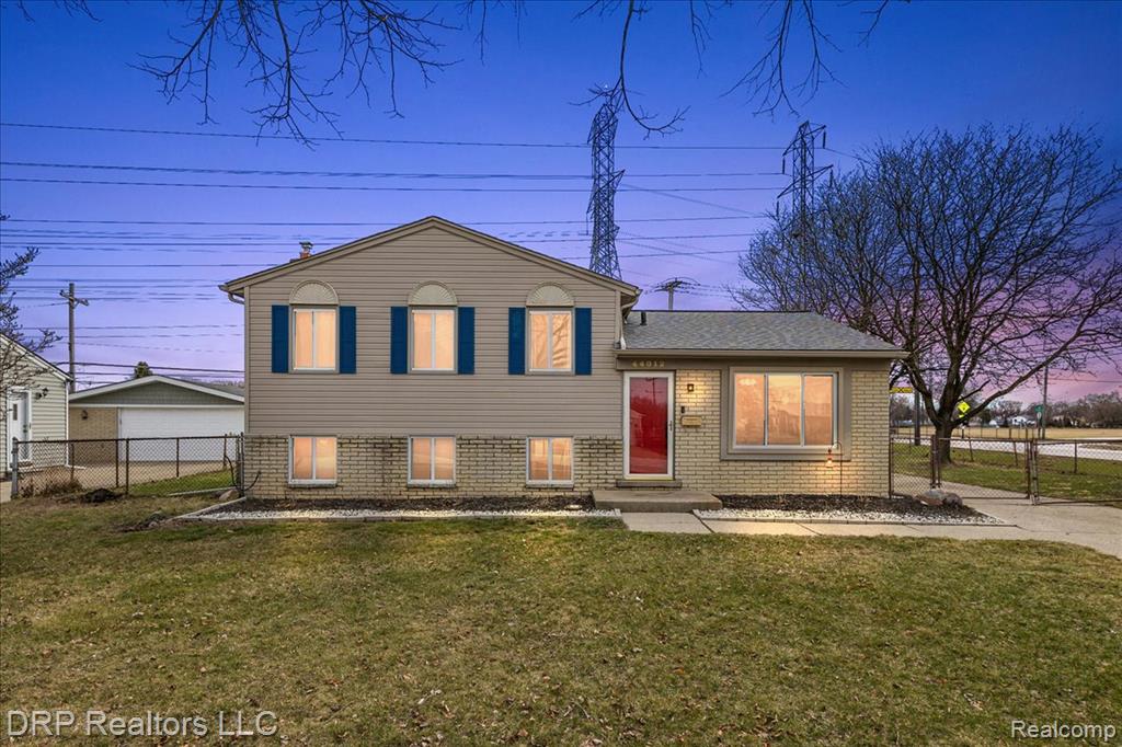 44012 Carrnation Drive, Sterling Heights, MI 48313 — front exterior