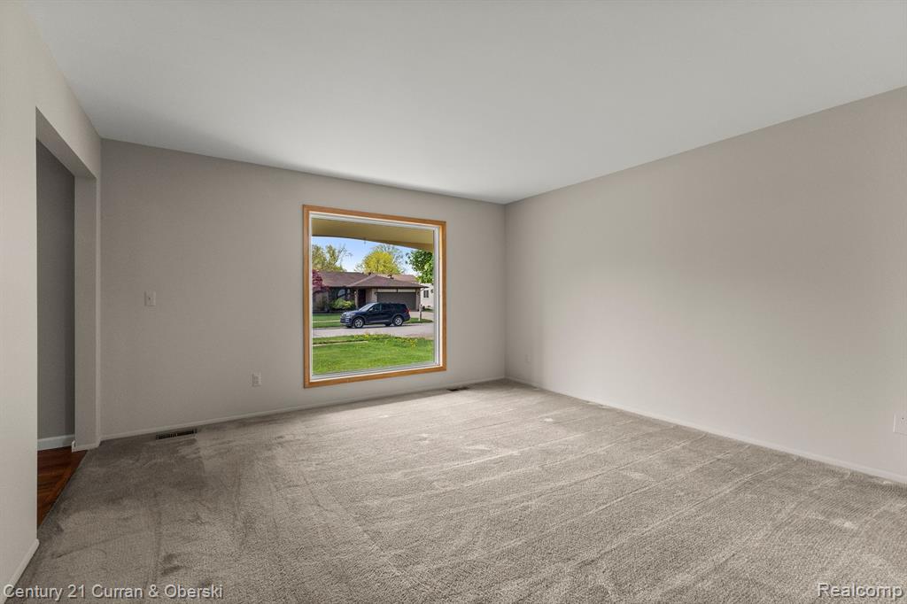 39798 CHEVIOT Road, Canton, MI 48188 — Photo 8