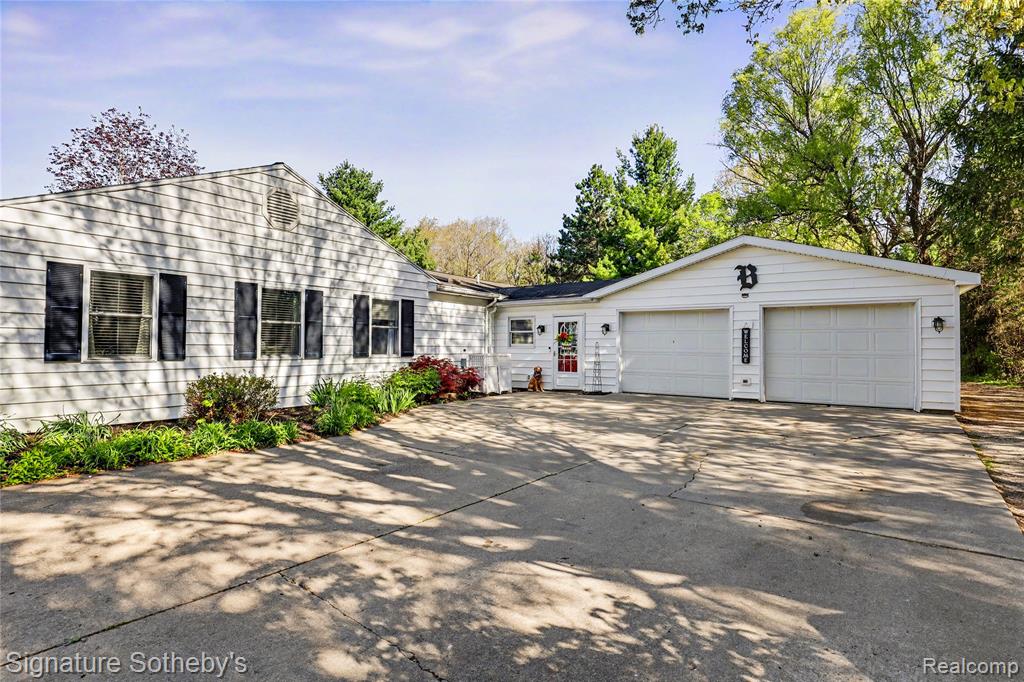 610 W Ellis Avenue, Belding, MI 48809 — Photo 36
