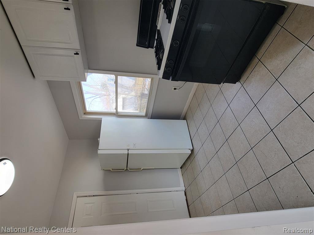 7527 Ford Avenue, Warren, MI 48091 — Photo 5