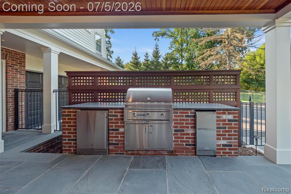 4885 N Harsdale Road, Bloomfield Hills, MI 48302 — Photo 45