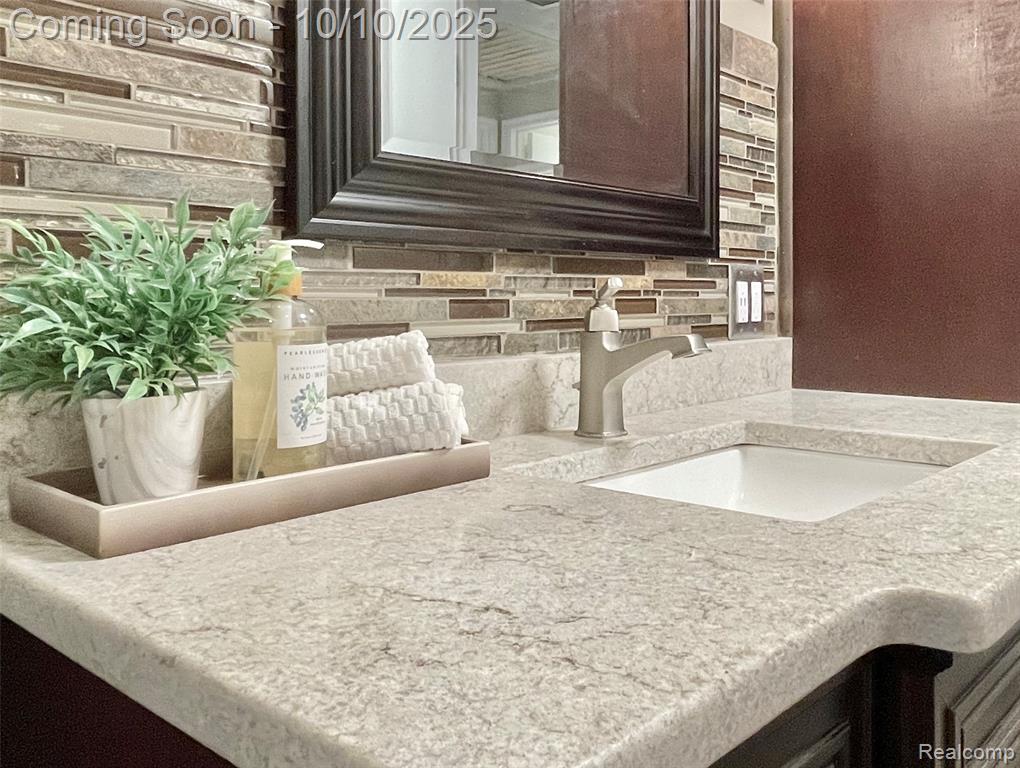 6460 Elmoor Drive, Troy, MI 48098 — Photo 21