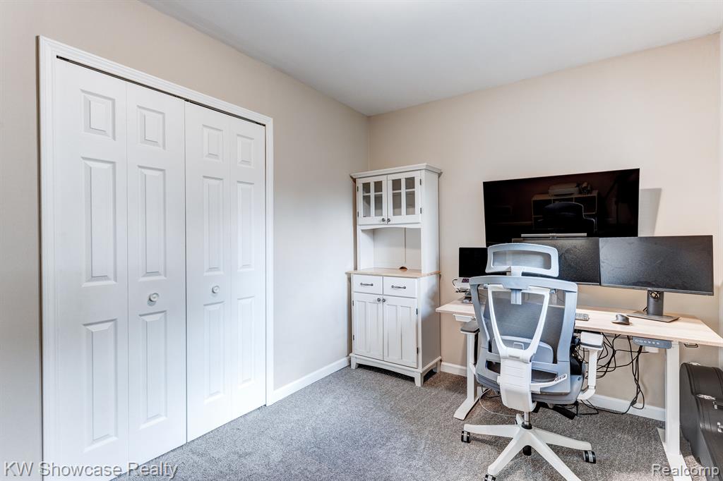 4575 OAKVISTA Avenue, Clarkston, MI — Photo 21