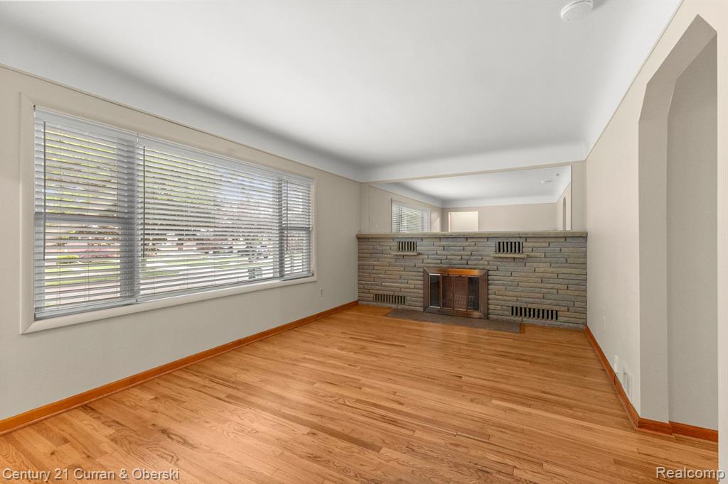 8464 Becker Avenue, Allen Park, MI 48101 — Photo 4