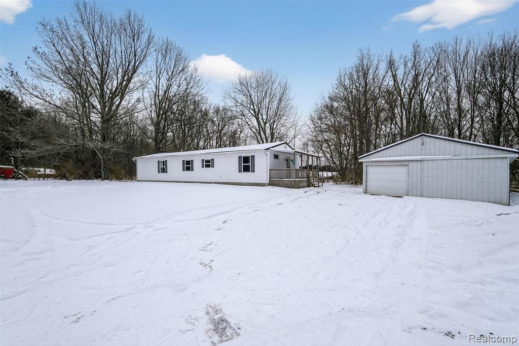 5417 Rensselear Drive, Lapeer, MI 48446 — Photo 4