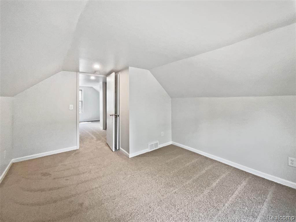 6330 Duncan Street, Taylor, MI 48180 — Photo 17