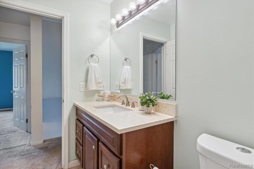 5231 COUNTRY WOOD Lane, Grand Blanc, MI 48439 — Photo 26