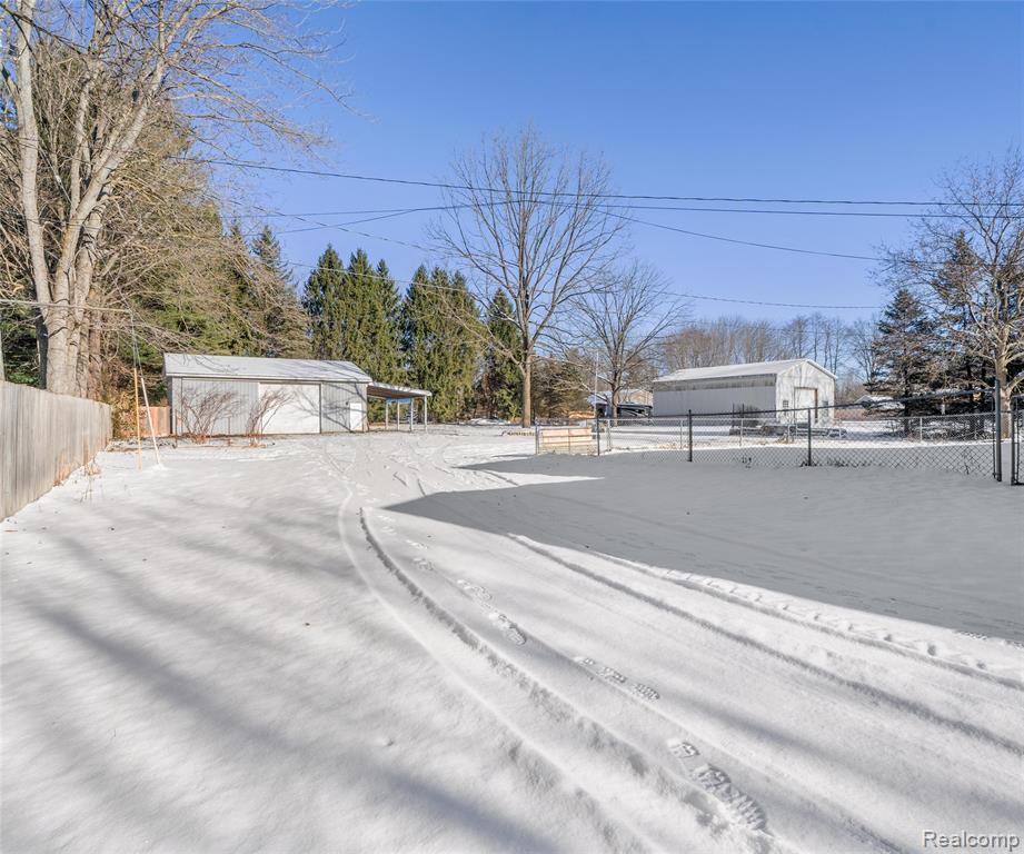 10401 Willow Road, Willis, MI 48191 — Photo 47