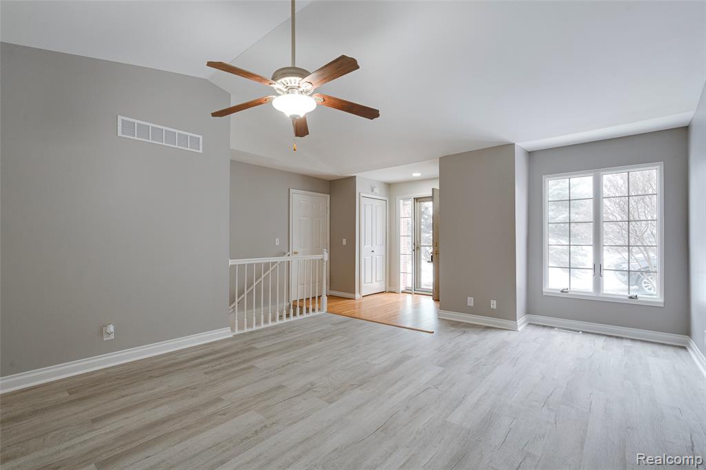 6170 N NEWBURGH Road, Westland, MI — Photo 4
