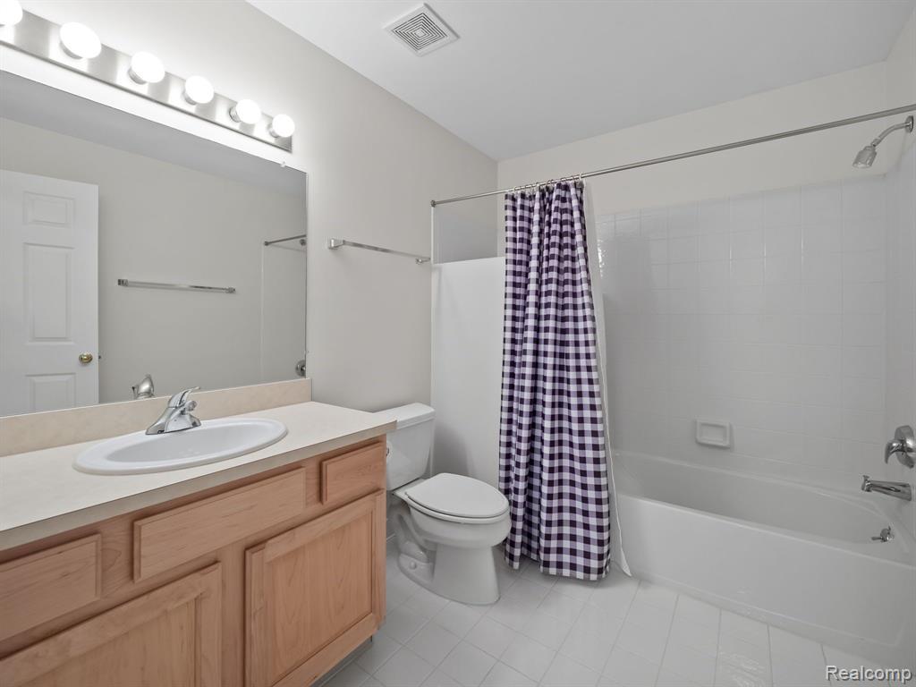 694 W BLUFF, Rochester Hills, MI 48307 — Photo 29