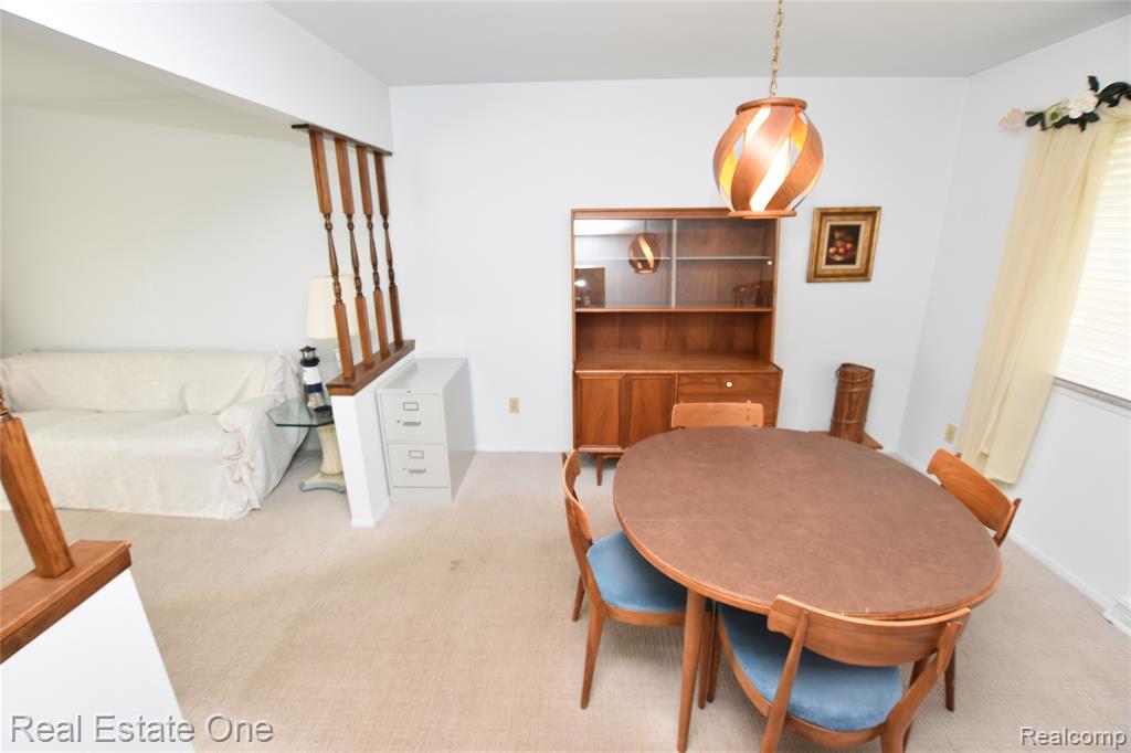 3275 Golfhill Drive, Waterford, MI 48329 — Photo 12